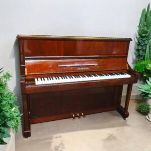 Yamaha YU1直立式鋼琴
