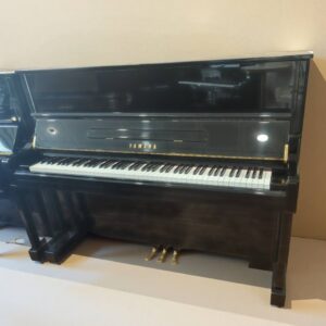 YAMAHA YU1C直立式鋼琴🎹  🎹序號26XXXX