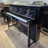 YAMAHA NU1X
